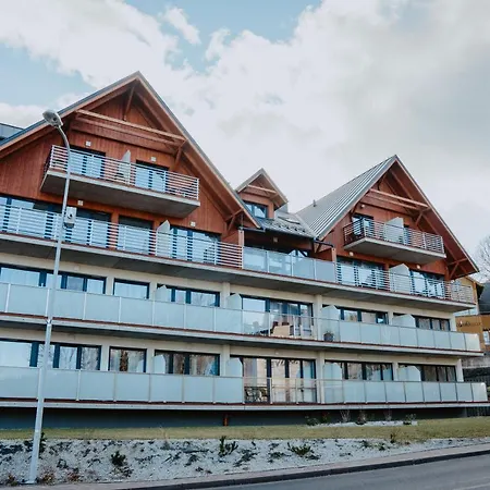 Silence Triventi Cristal شقة *